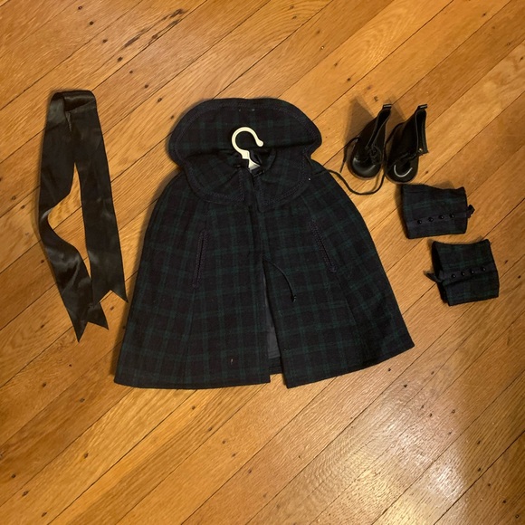 Retired American Girl doll, Samantha Parkington. With all shown outfits - Picture 6 of 16